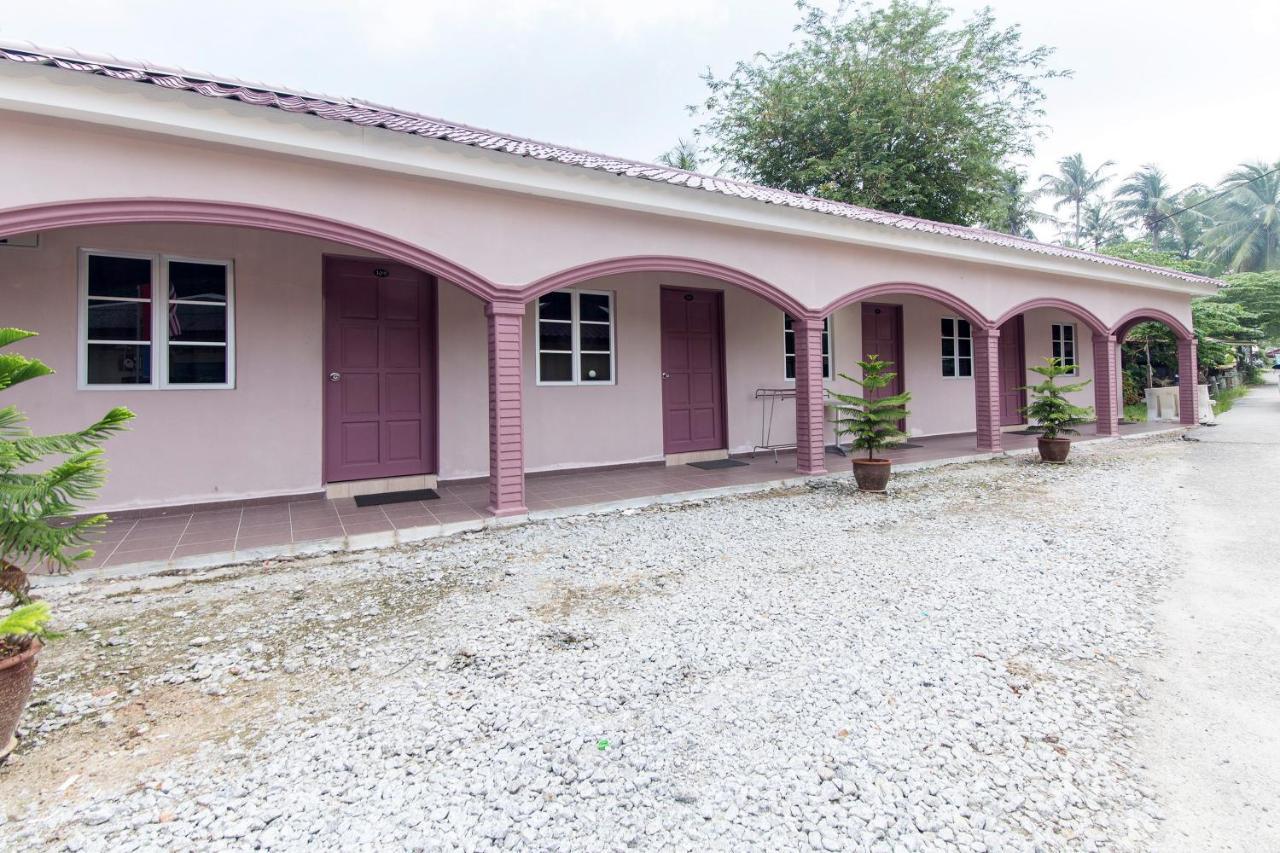 Kampung Guest House Pantai Cenang  Exterior foto