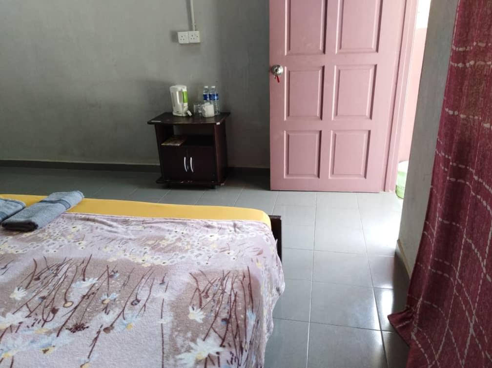 Kampung Guest House Pantai Cenang  Exterior foto